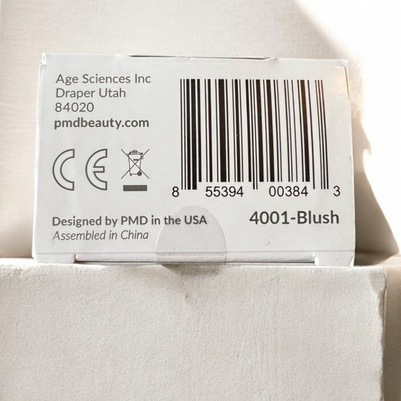 PMD Clean Smart Facial Cleansing Device Blush NIB - Picture 4 of 9